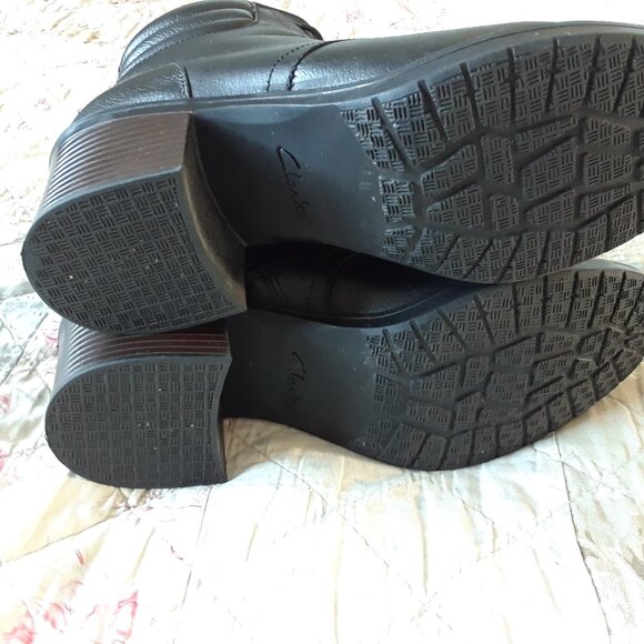NWOT Clarks Hollis Jasmine Black Leather Boots NEW - Picture 14 of 16